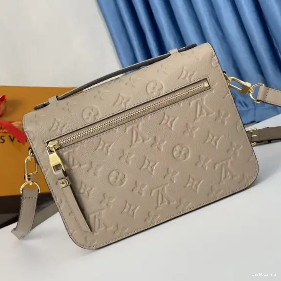 WIS POCHETTE LOUIS MÉTIS VUITTON 0509
